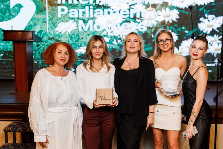 Power in Unity: У Києві відзначили Міжнародний день захисту дітей та 4-ту річницю ГО «Міжнародний парламент матерів»