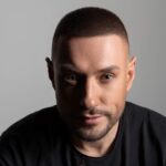 Пісня-обійми для всіх жінок: Андрій Кравченко із піснею “Не плач”