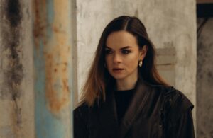 KARINA з серіалу «Київ вдень та вночі» презентує нову пісню про власні пріоритети