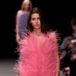 Stella McCartney представила перше у світі веганське пір’я