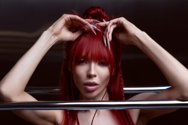 REYA — «ГУБИ»: трек про секунду до поцілунку