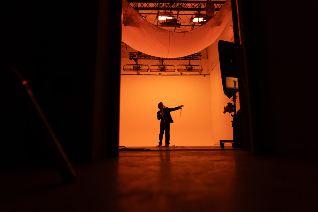 Володимир Дантес перевипустив «Лайки» українською: нове звучання хіта 2021 року