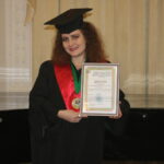 Юлія Сак: мисткиня, яка створює власний всесвіт і змінює правила гри в мистецтві